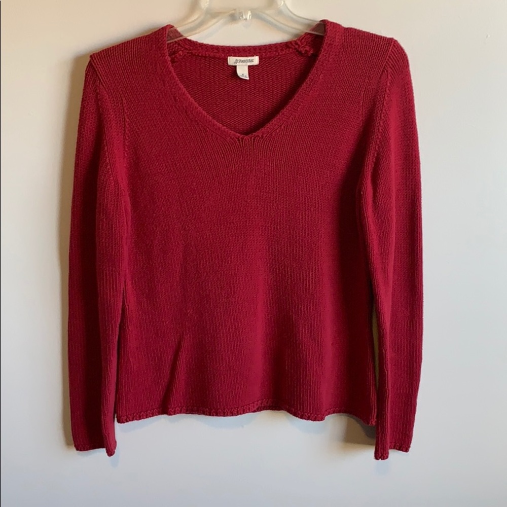 Knit long sleeve sweater